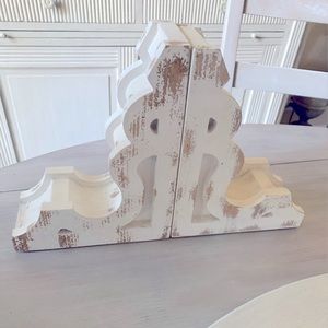 Magnolia Home corbels/bookends 2pc set